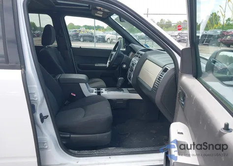 2008 Mercury Mariner V6 from USA, damaged, VIN 4M2CU91168KJ18822